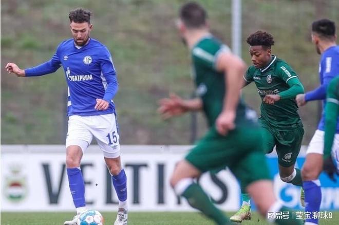 他在利物浦 他在利物浦